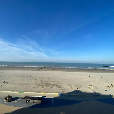 Style A702 With Beautiful Sea Views Apartment