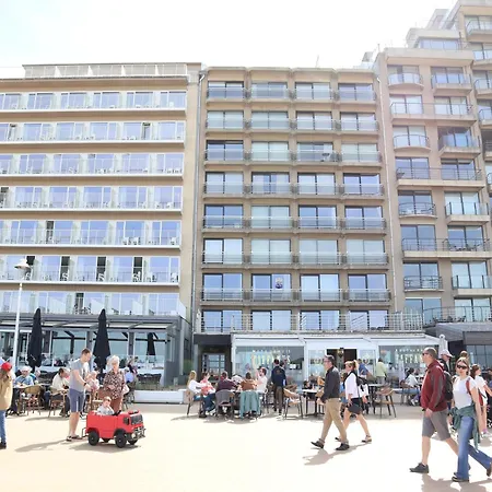 Style A702 With Beautiful Sea Views * Nieuwpoort